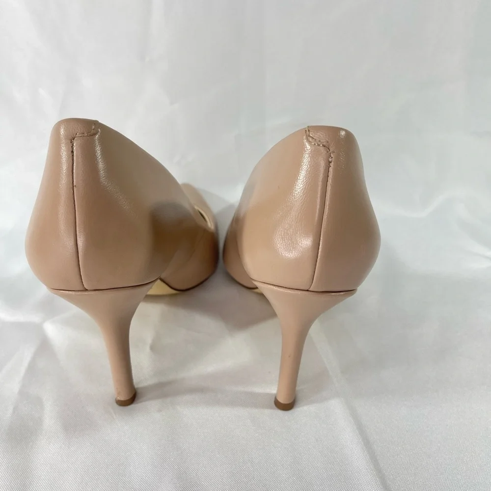 Nine West Womens Flax Leather Pointed Toe Pump  Light Natural Tan Size 1…